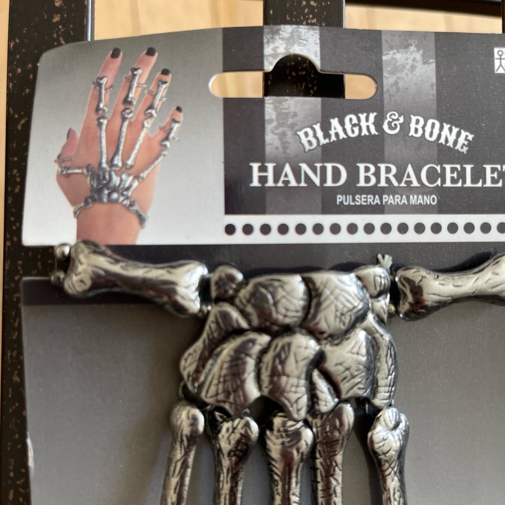 Skeleton Hand Braclets - image 2